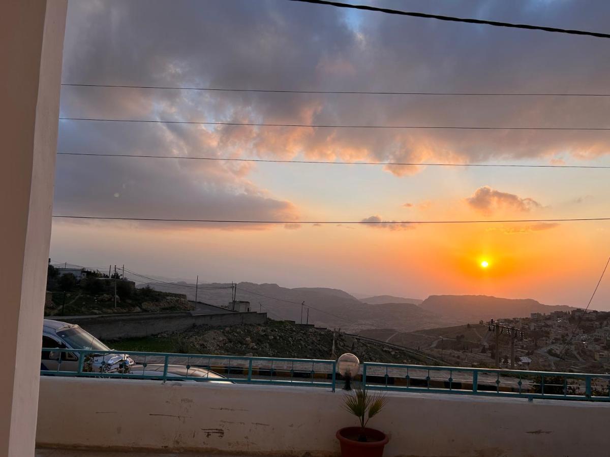 Petra Pass Hostel Ουάντι Μούσα Εξωτερικό φωτογραφία